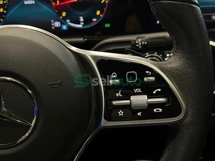 Mercedes-Benz GLA 2023 12