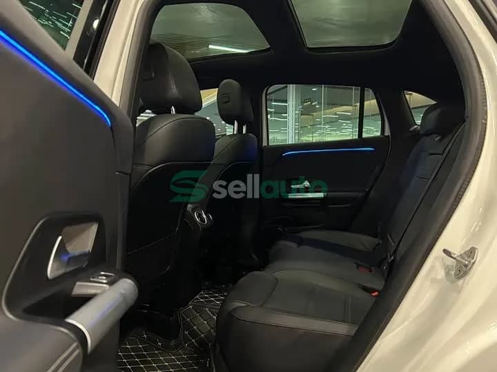 Mercedes-Benz GLA 2023 6