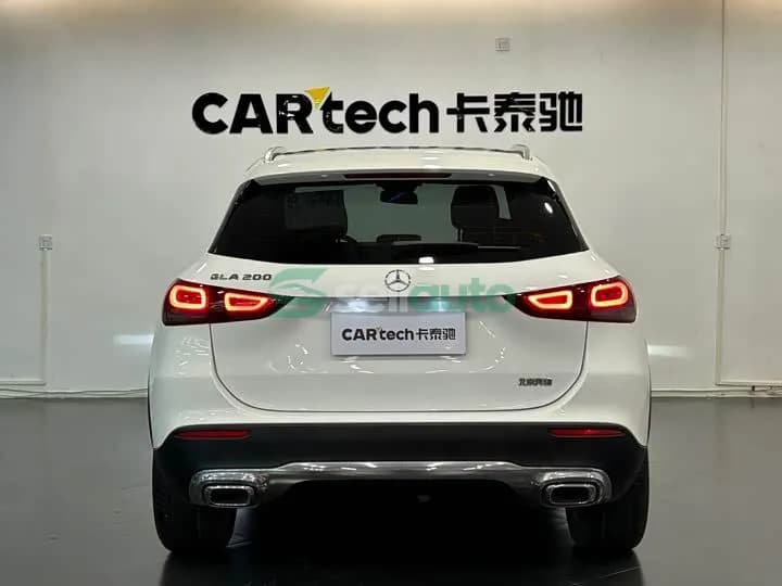 Mercedes-Benz GLA 2023 8