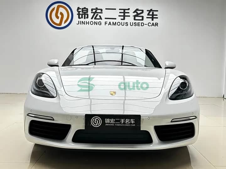 Porsche 718 2024 2
