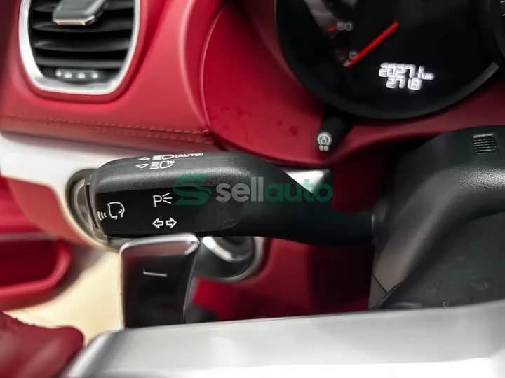 Porsche 718 2024 8
