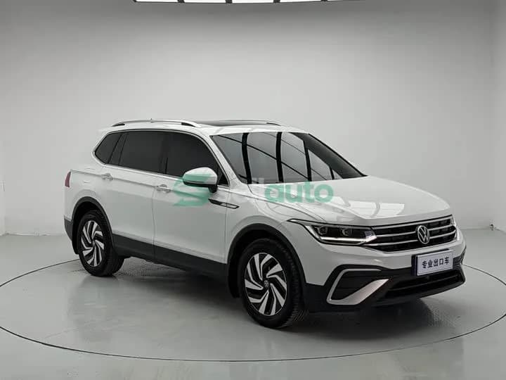 Volkswagen L 2023 3