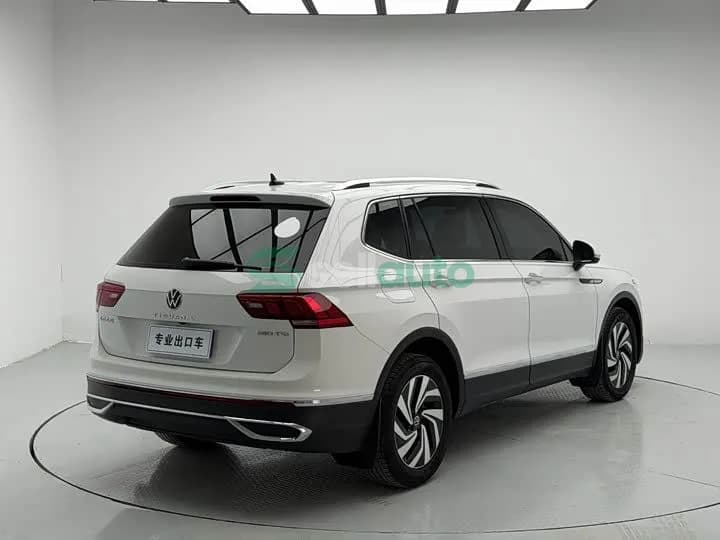 Volkswagen L 2023 4