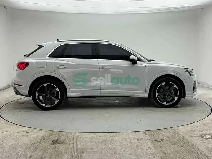 Audi Q3 2023 10