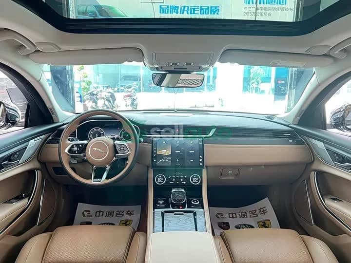Jaguar XFL 2024 5