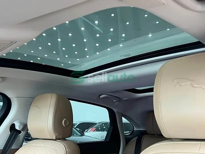 Jaguar XFL 2024 10