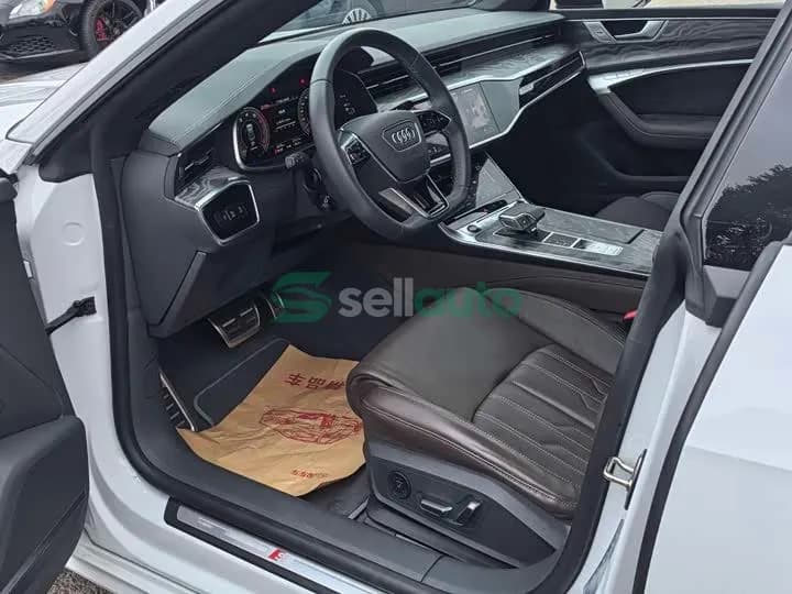 Audi A7L 2025 5