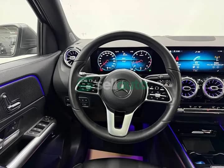 Mercedes-Benz GLA 2021 8