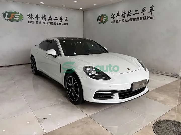 Porsche Panamera 2021 3