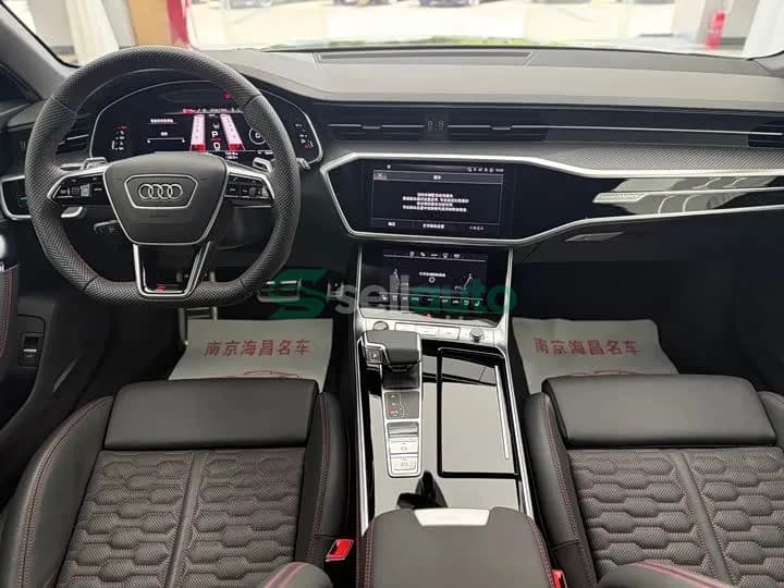 Audi RS 6 2025 8