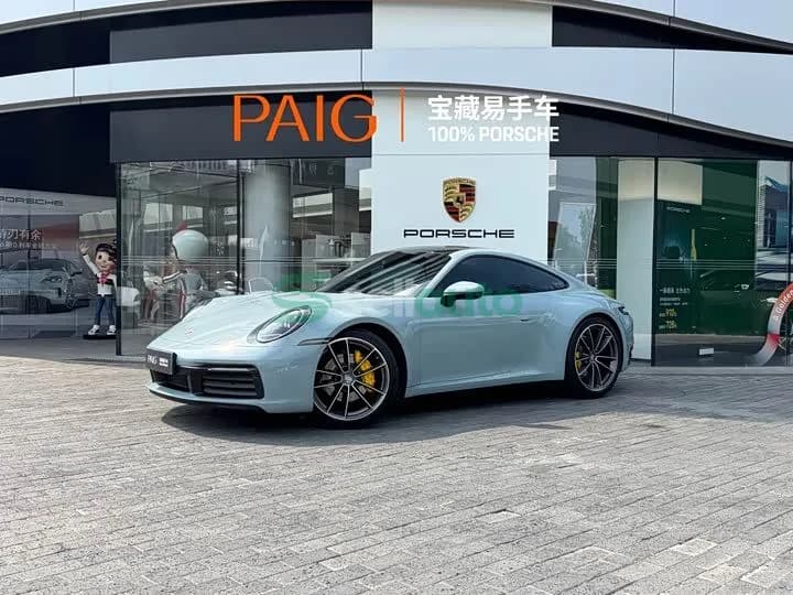 Porsche 911 2024 1