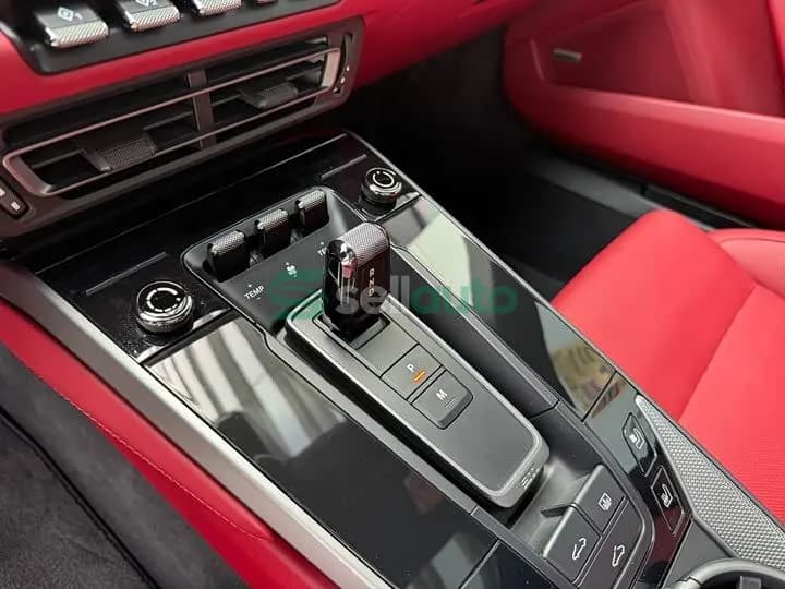 Porsche 911 2024 11