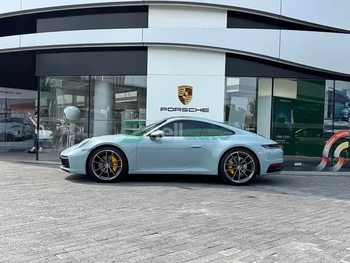 Porsche 911 2024 5