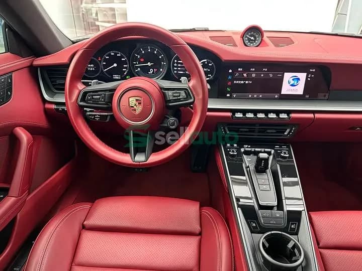 Porsche 911 2023 11