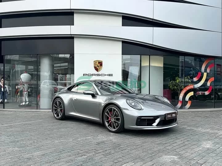 Porsche 911 2023 3