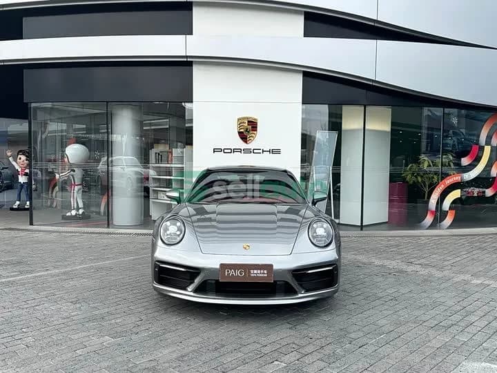 Porsche 911 2023 4