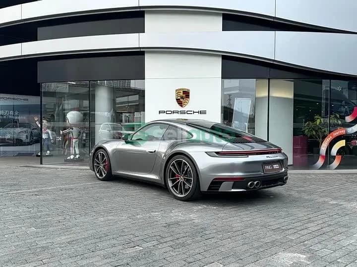 Porsche 911 2023 7