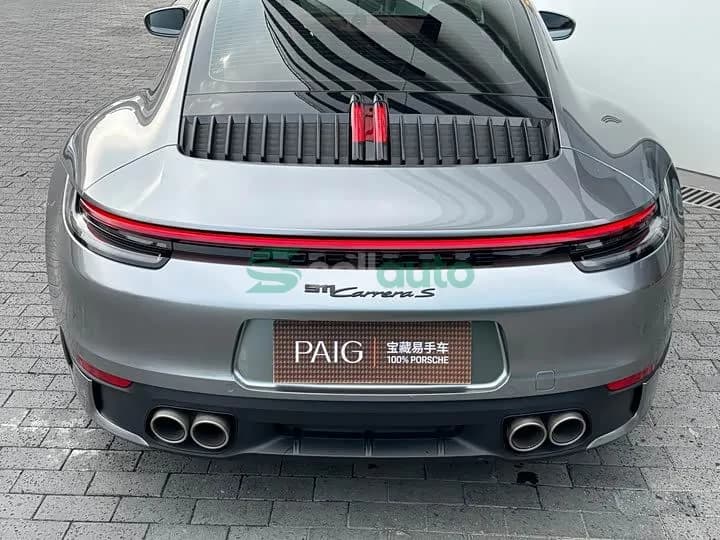 Porsche 911 2023 9