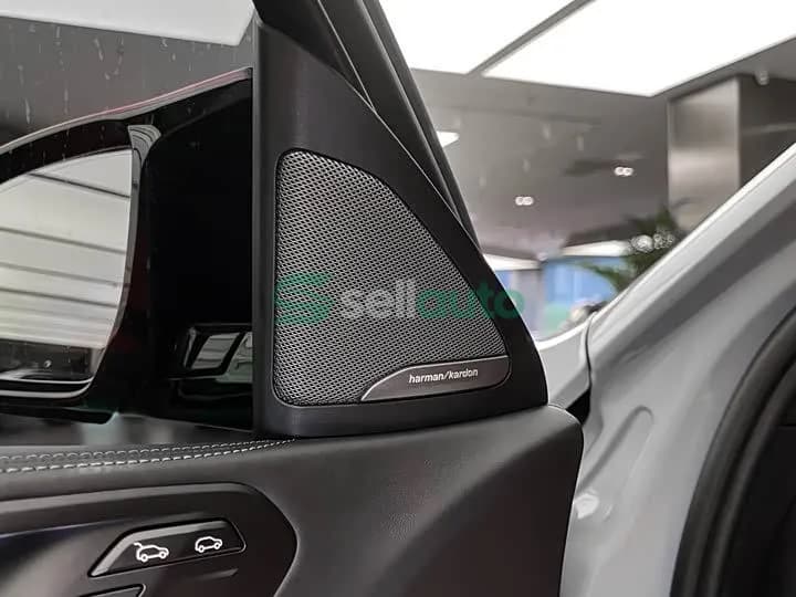 BMW X6 M 2024 9