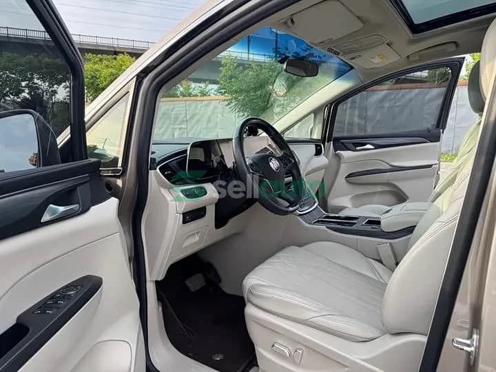 Buick GL8 2023 9