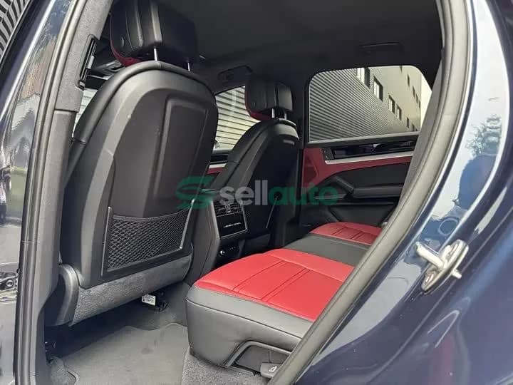 Porsche Cayenne 2024 11