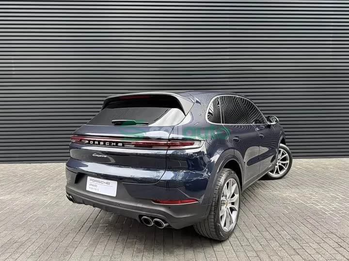 Porsche Cayenne 2024 5