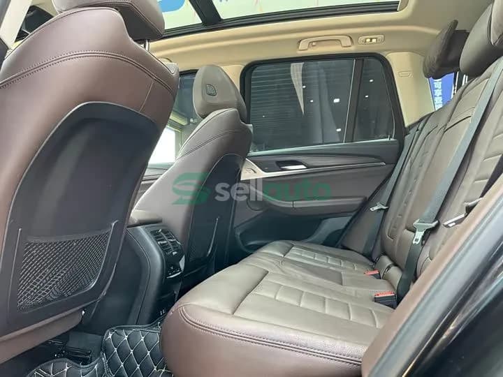 BMW X3 2021 11