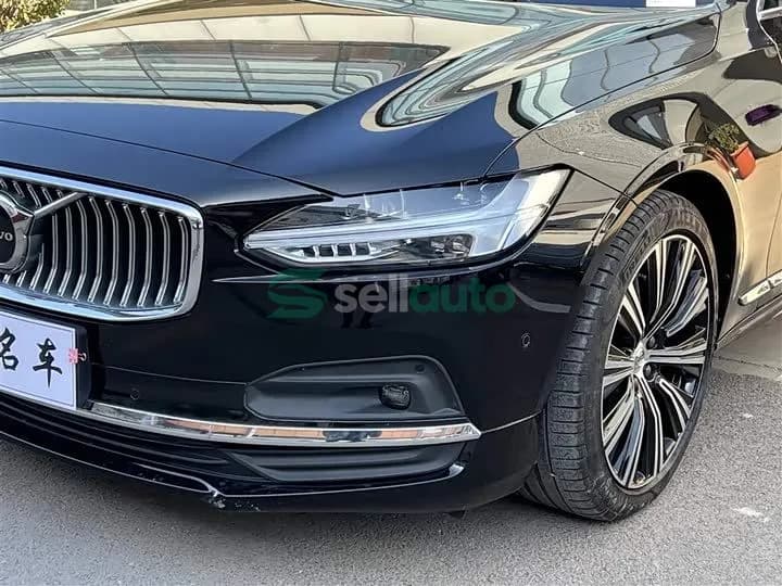 Volvo S90 2024 3