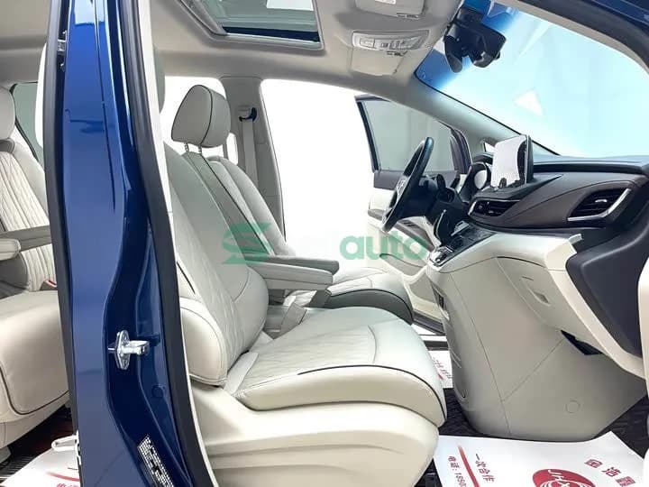 Buick GL8 2023 10
