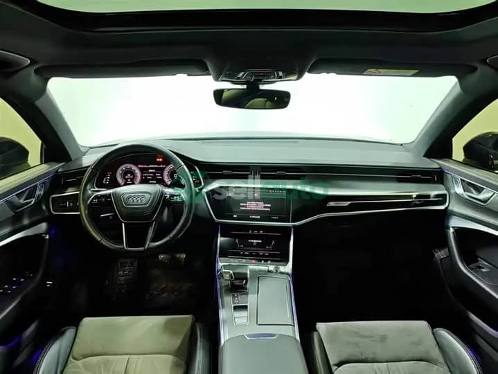 Audi A6L 2022 10