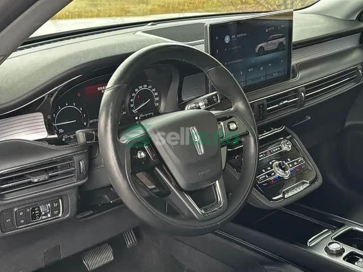 Lincoln Adventurer 2021 7
