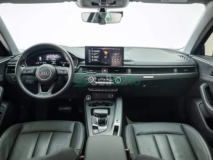 Audi A4 2021 6