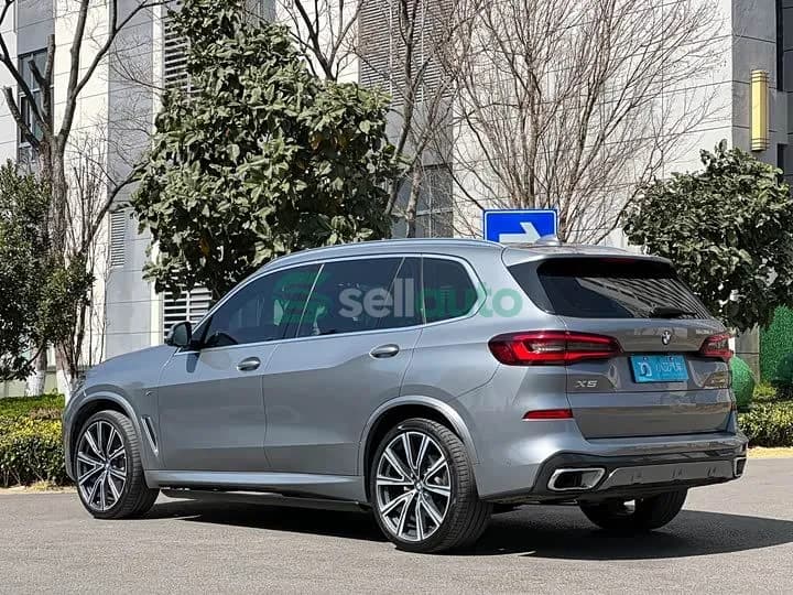 BMW X5 2023 7