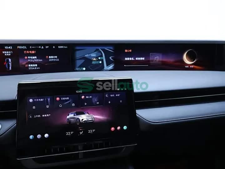 Lincoln Voyager 2026 10