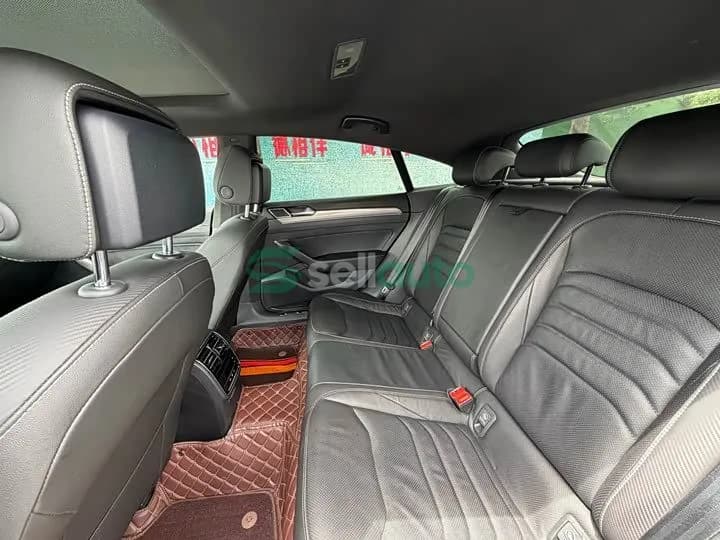 Volkswagen -CC 2021 5