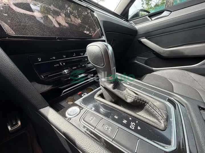 Volkswagen -CC 2021 9
