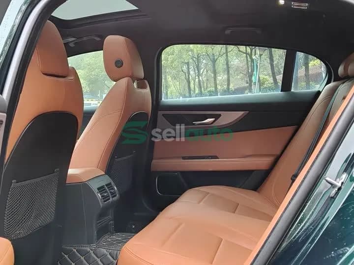 Jaguar XEL 2023 5