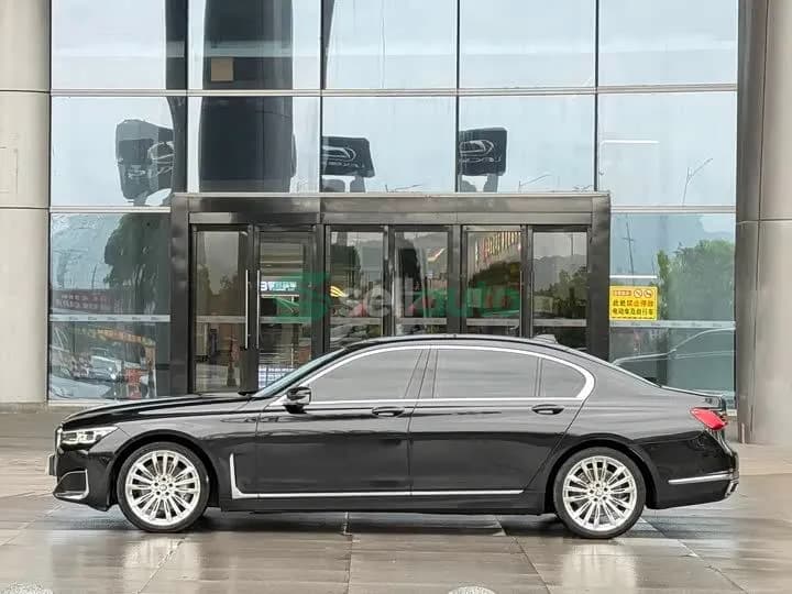 BMW 7 2021 3