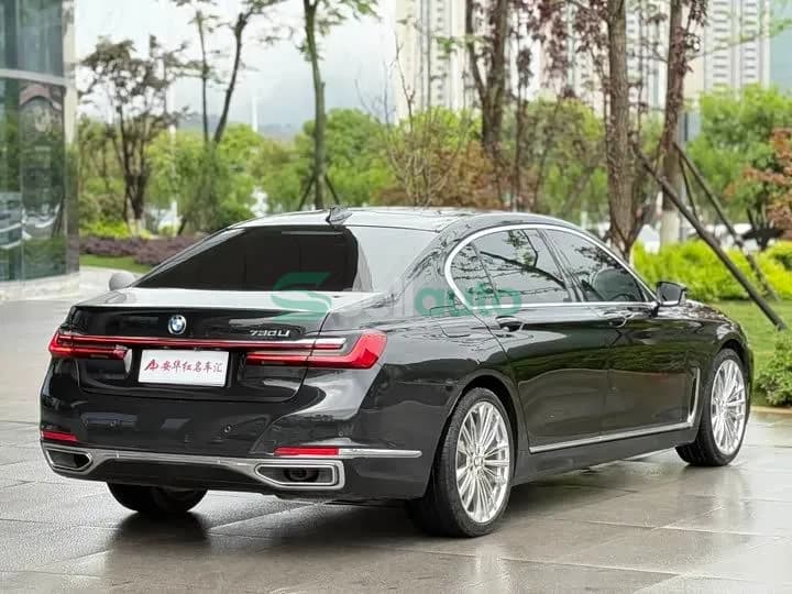 BMW 7 2021 5