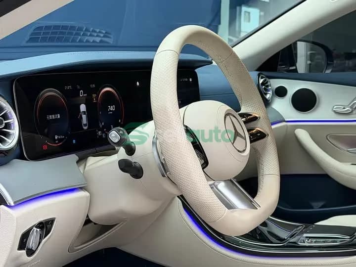 Mercedes-Benz E 2023 9