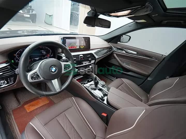BMW 5 2023 3