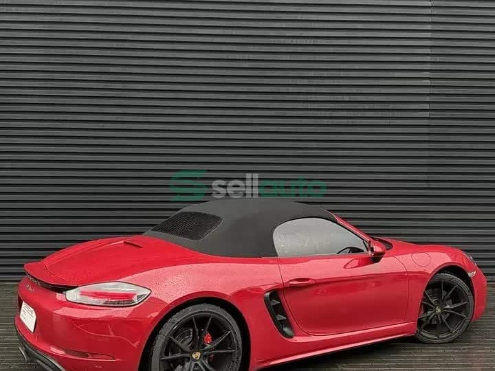 Porsche 718 2022 8