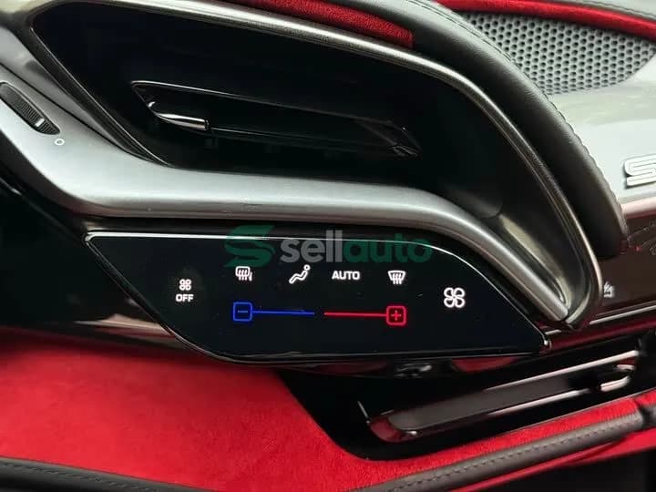 Ferrari SF90 2023 8