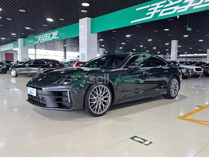 Porsche Panamera 2024 1