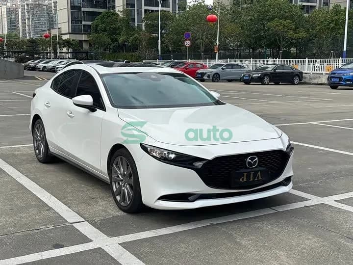 Mazda 3 2023 3