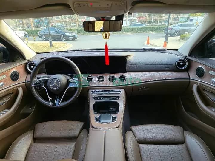 Mercedes-Benz E 2022 5