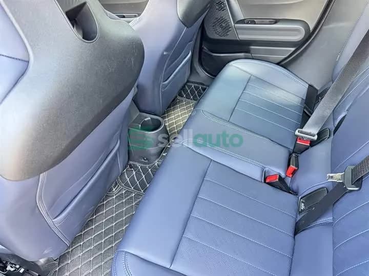 BMW MINI 2024 8