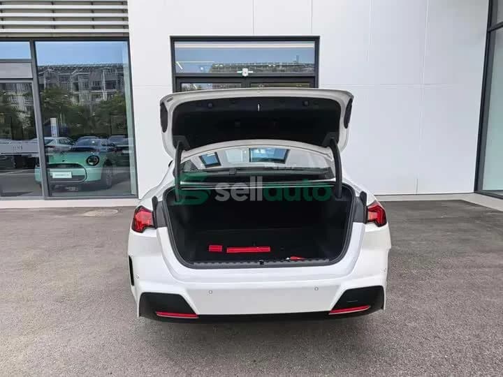 BMW 2 2025 11