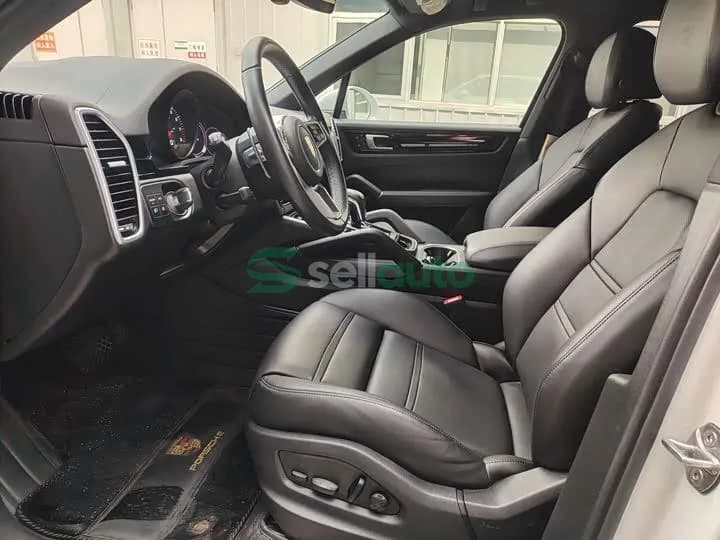 Porsche Cayenne 2022 9