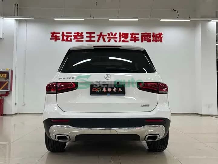 Mercedes-Benz GLB 2023 4